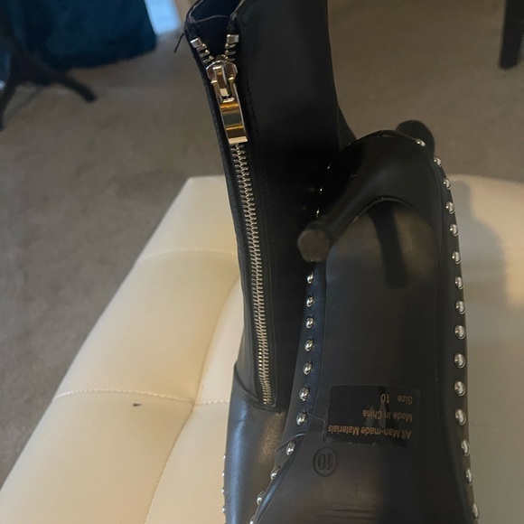 Black size 10 - Picture 2 of 2